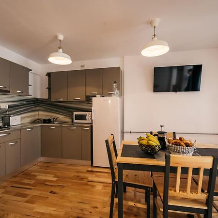 Yellowboot Aparthotel Nagyszeben Kültér fotó