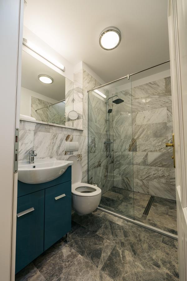 Yellowboot Aparthotel Nagyszeben Kültér fotó