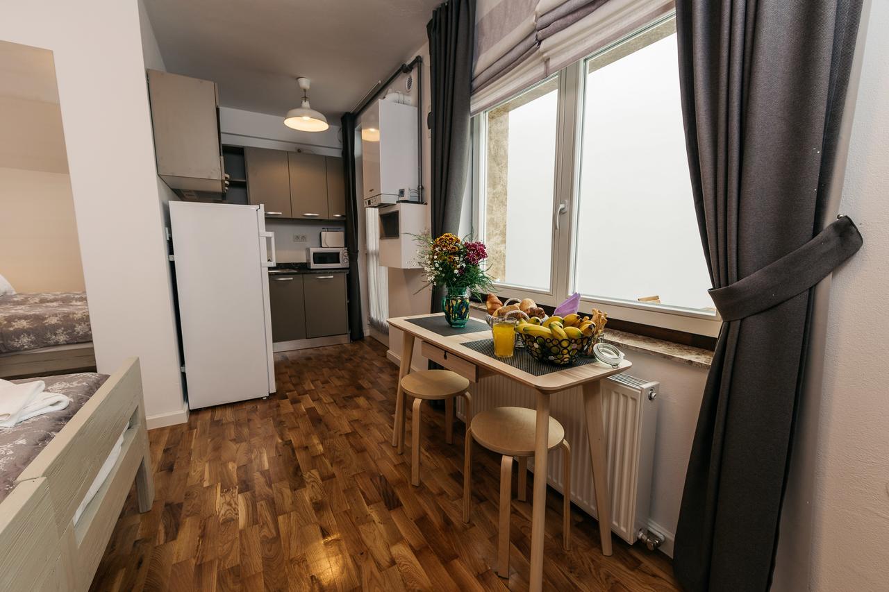 Yellowboot Aparthotel Nagyszeben Kültér fotó