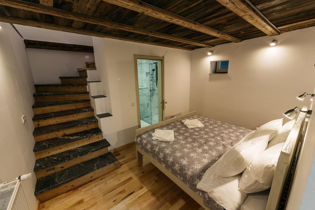 Yellowboot Aparthotel Nagyszeben Kültér fotó