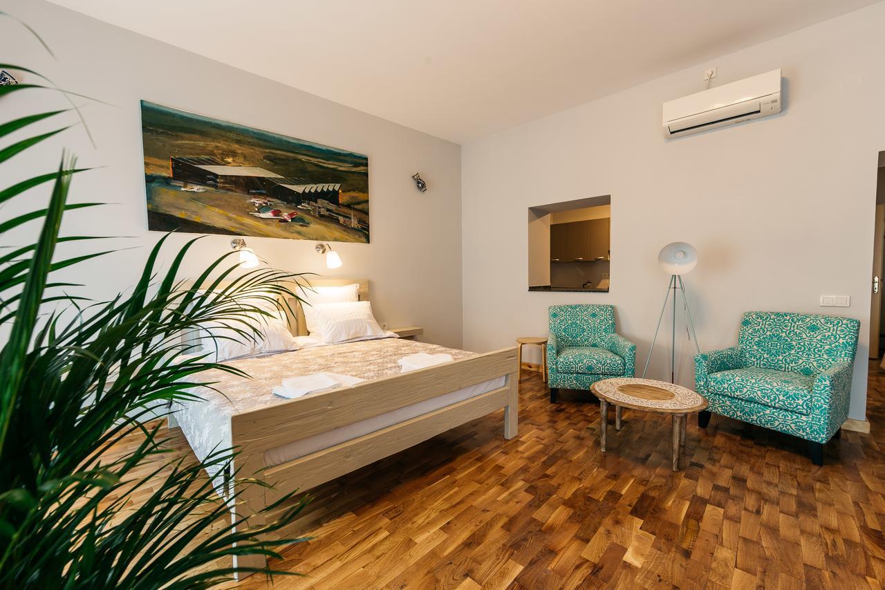Yellowboot Aparthotel Nagyszeben Kültér fotó