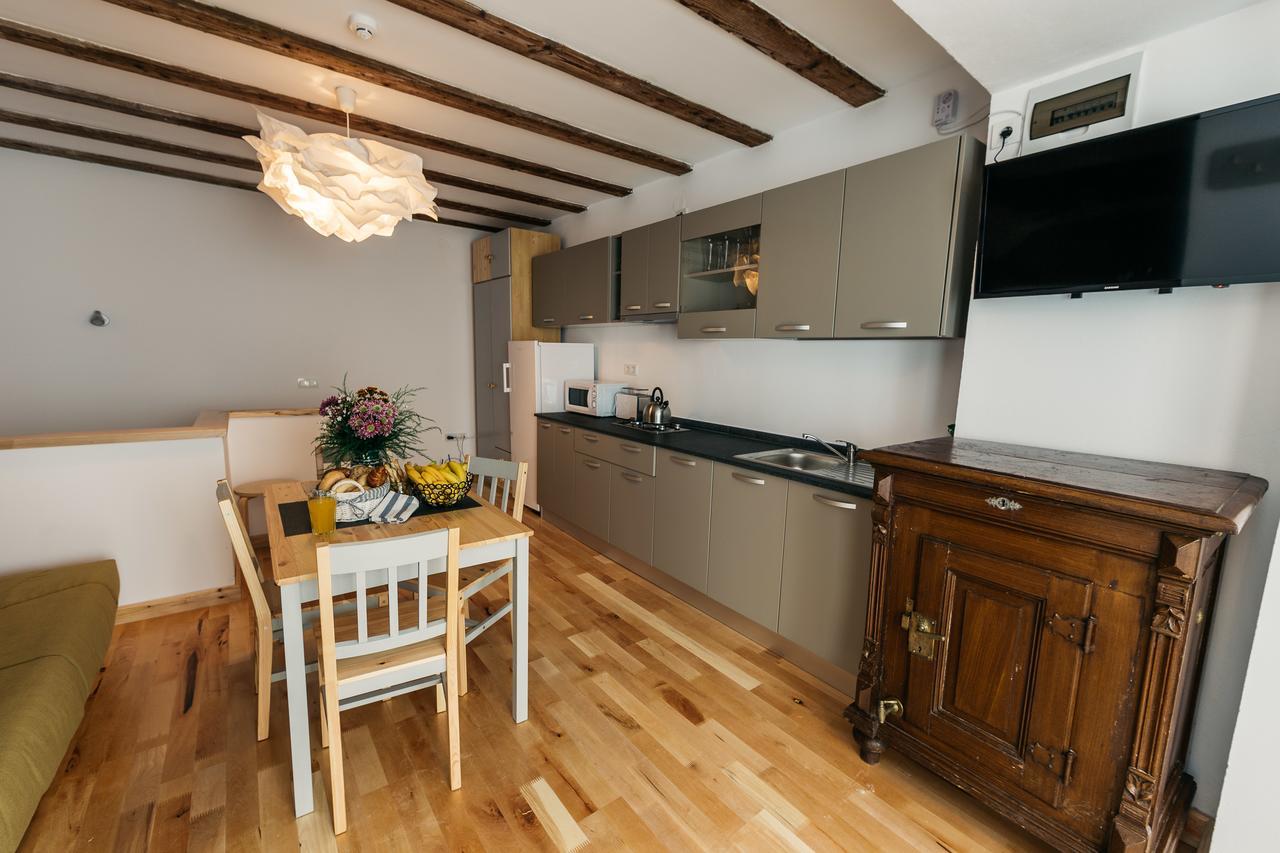 Yellowboot Aparthotel Nagyszeben Kültér fotó